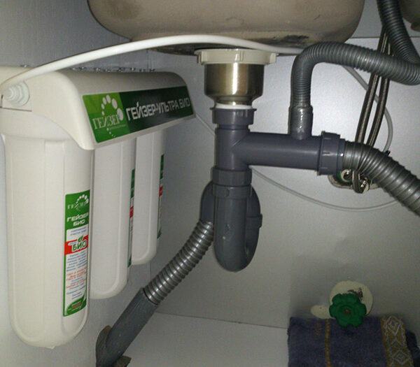 lap dat may loc nuoc geyser ecotar 4 1