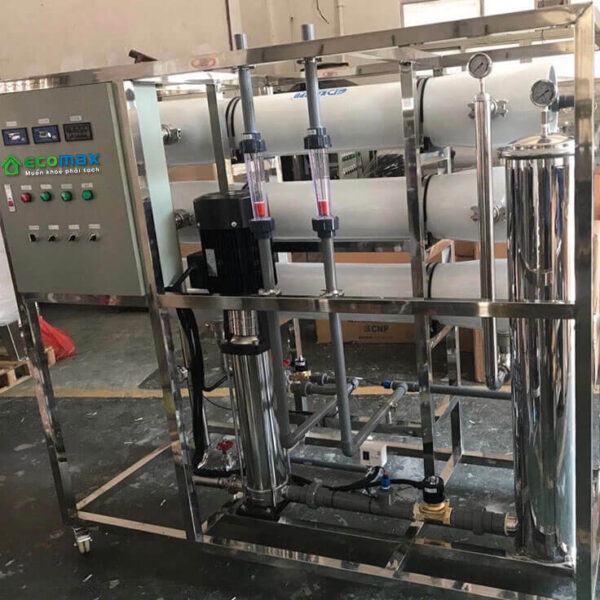 dây chuyền lọc nước nhiễm mặn công suất 3000lít/h Ecomax Water
