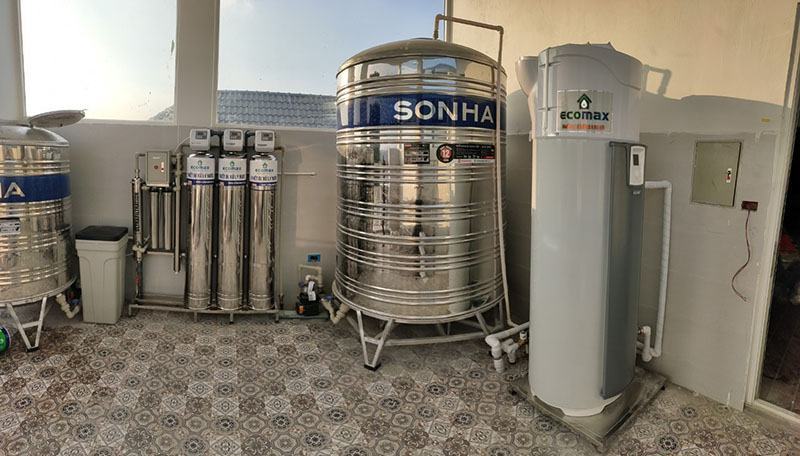 Bộ lọc nước sinh hoạt cao cấp ECO-05 Ultra cao cấp tại Ciputra 3 Toàn cảnh bộ lọc nước lắp đặt hoàn thiện