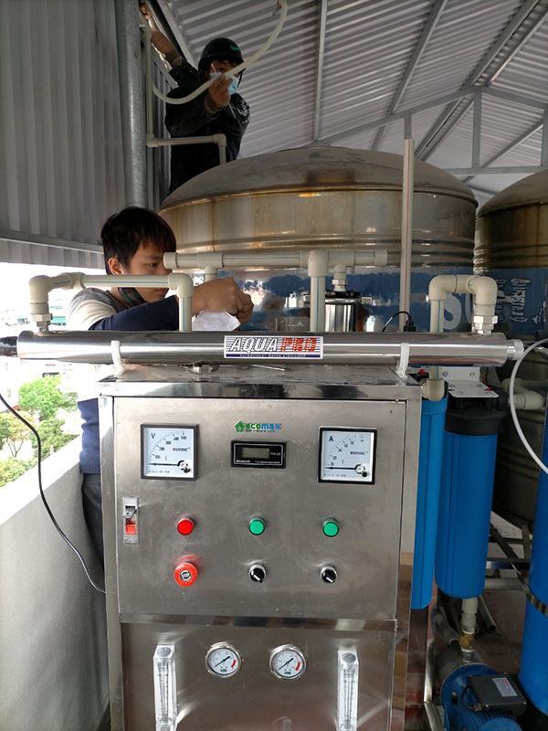 Dây chuyền lọc nước tinh khiết công suất 500 lít/giờ tại Móng Cái 3 Cụm RO 500l