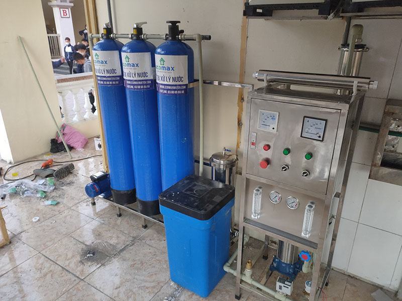 Lọc nước tinh khiết cho trường học